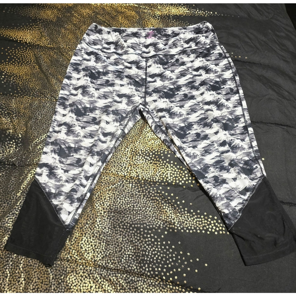 Pro Player Black and Gray Camouflage Leggings